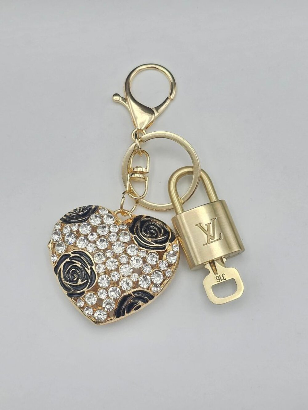 Authentic Louis Vuitton Gold Padlock 🔒 Key Set w/ Unbranded Heart Bag Charm - Picture 9 of 10